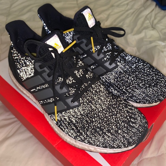 Adidas Men’s Ultraboost 4.0 LTD 5th Anniversary - Picture 6 of 6